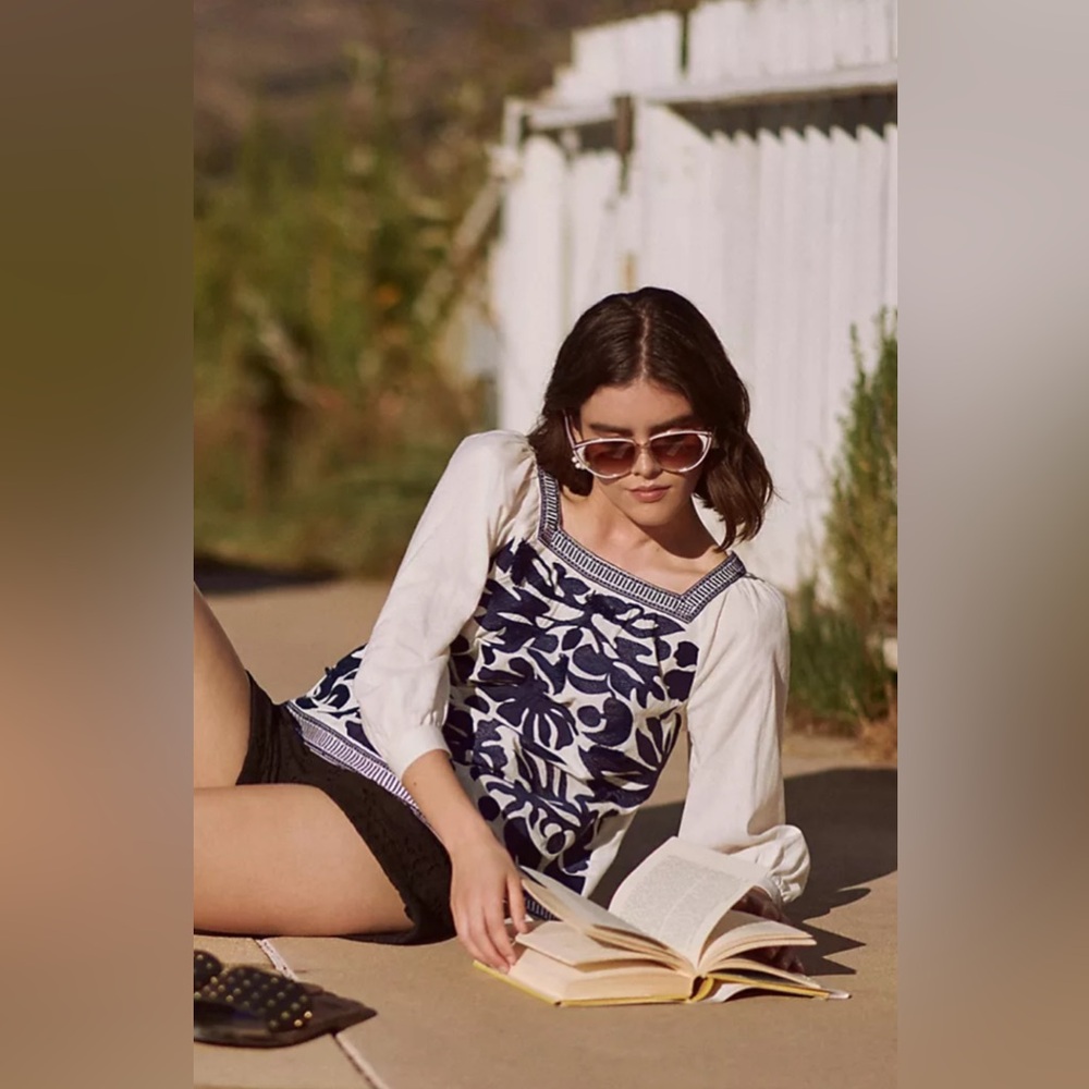Anthropologie Maeve Liyah Embroidered‎ Blouse